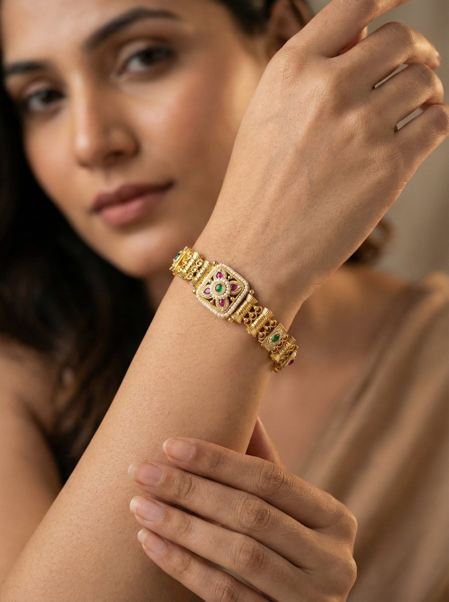 Kimi Antique Swaroski Bracelet