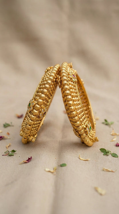 Tia Rajwadi Pacheli Bangles (Openable)