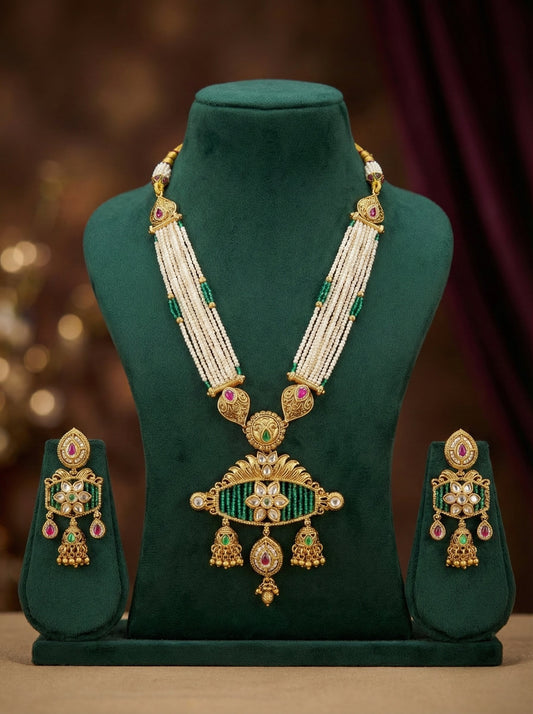 Suchi Elegant Heritage Necklace
