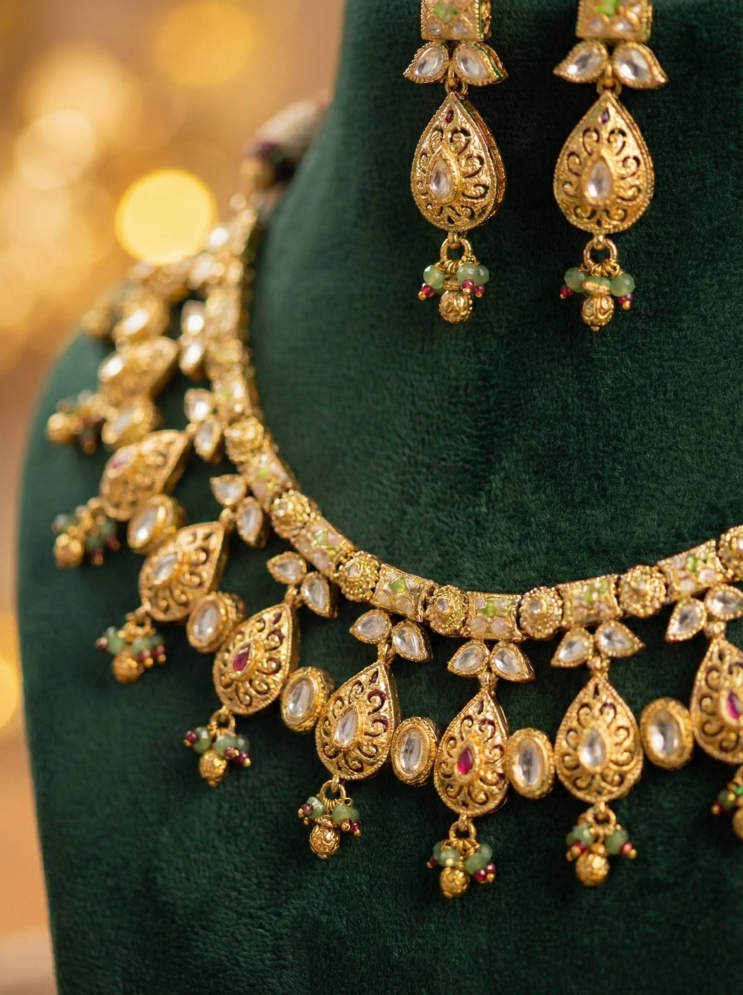 Shikha Gold Look Heritage Necklace Set