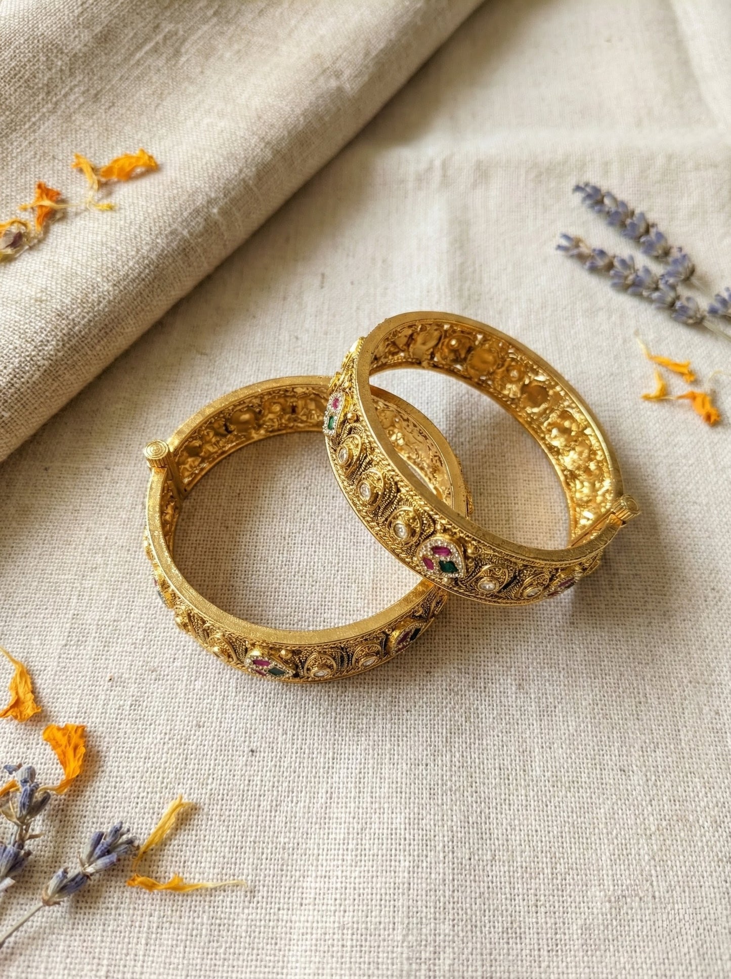 Eve Premium Swaroski Bangles (Openable)