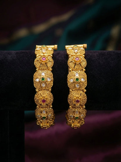 Madhu Antique Rajwadi Bangles (Openable)