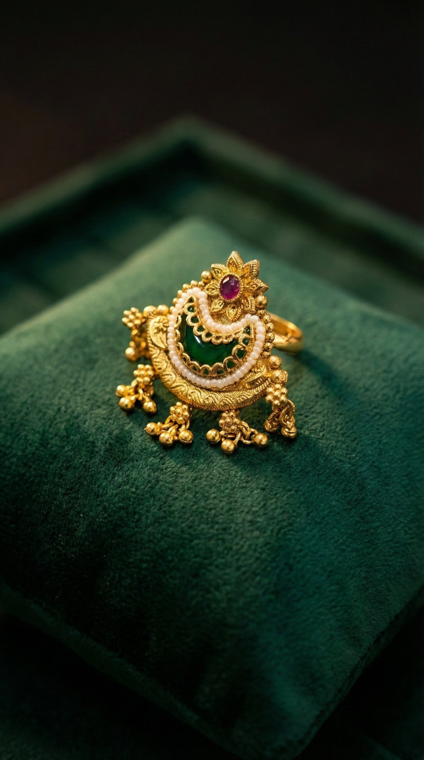 Kriti Heritage Finger Ring