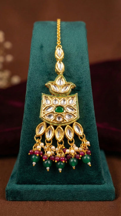 Aashi Elegant Kundan Maangtika