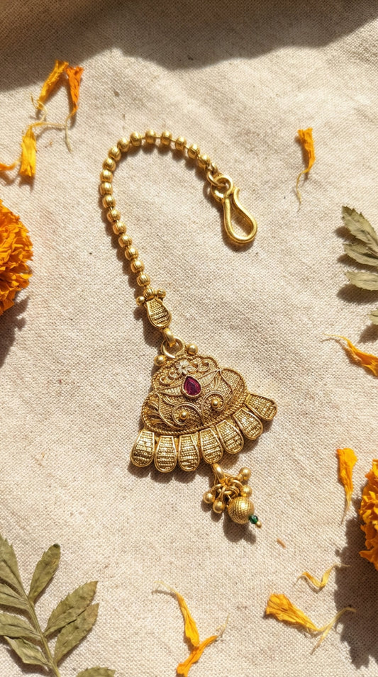 Nandita Elegant Rajwadi Maangtika