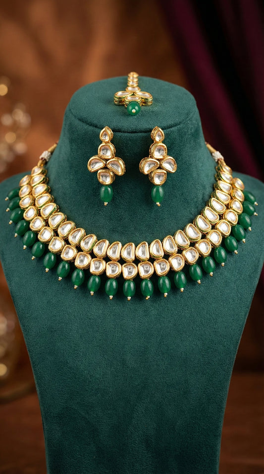 Anika Premium Kundan Necklace with Maang Tika