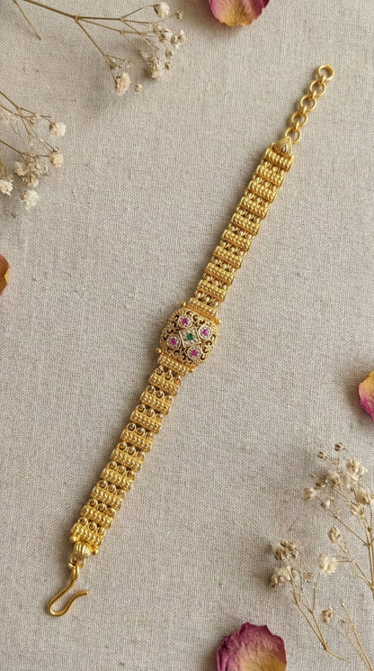 Sumi Premium Swaroski Bracelet