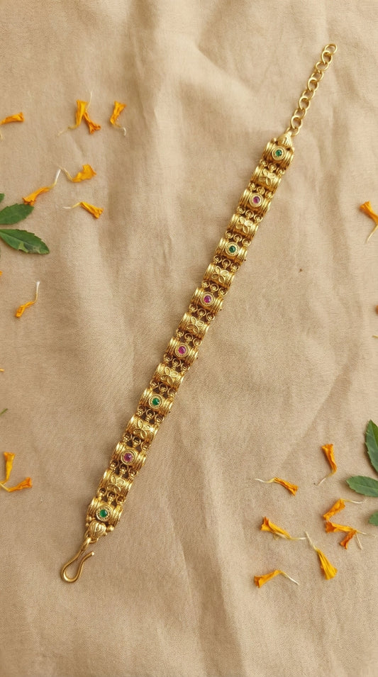 Anu Antique Swaroski Bracelet