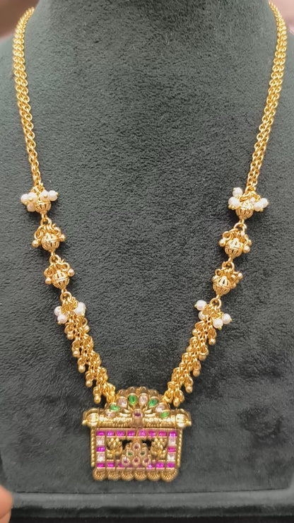 Meher Heritage Ghugree Chain Pendant Set