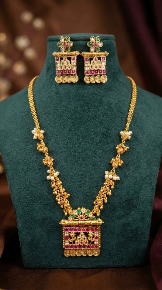 Meher Heritage Ghugree Chain Pendant Set