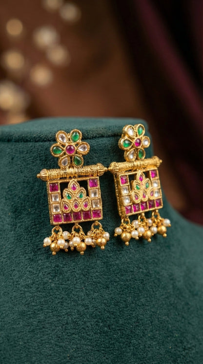 Meher Heritage Ghugree Chain Pendant Set